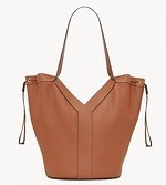 人気ブランドレディースバッグ【2025年夏】おしゃれなかごバッグやショルダーバッグ｜写真26