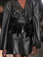 メッキ 25-26年秋冬コレクション - ブラックで紡ぐ初のランウェイショー｜写真60