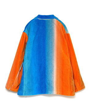 ファセッタズム×今治タオル、“ふんわりブランケット生地”のジャケットをグラデカラーで｜写真2