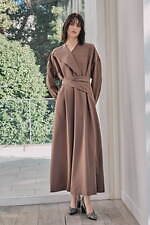 アキラナカ 2025-26年秋冬コレクション - 抽象化が生むエレガンス｜写真1