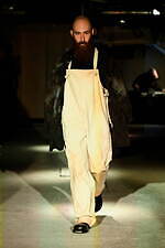 レシス 2025年秋冬コレクション - 美と醜を攪乱する｜写真6