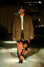 レシス 2025年秋冬コレクション - 美と醜を攪乱する｜写真8