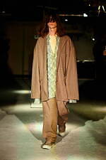 レシス 2025年秋冬コレクション - 美と醜を攪乱する｜写真11