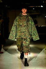 レシス 2025年秋冬コレクション - 美と醜を攪乱する｜写真22