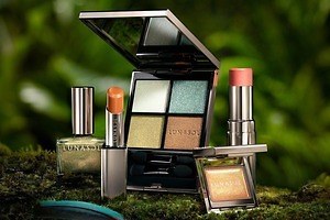 ルナソル2025年夏コスメ「熱帯雨林の聖域」着想“ジャングルの色彩”イメージのアイパレやリップ