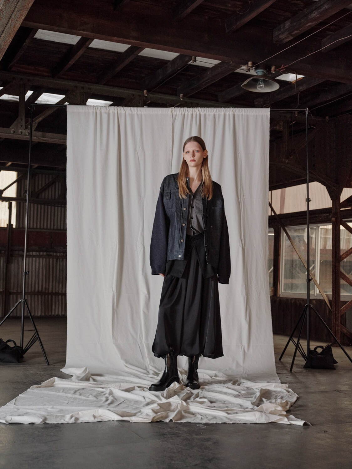 エズミ 2025-26年秋冬<span>コレクション</span> - 写真17