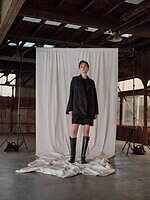 エズミ 2025-26年秋冬コレクション - 浸食と再生から生まれるエレガンス｜写真2