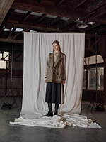 エズミ 2025-26年秋冬コレクション - 浸食と再生から生まれるエレガンス｜写真31