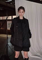 エズミ 2025-26年秋冬コレクション - 浸食と再生から生まれるエレガンス｜写真44