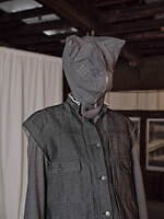 エズミ 2025-26年秋冬コレクション - 浸食と再生から生まれるエレガンス｜写真52