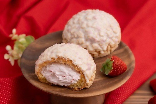 ビアードパパ春限定「苺ホワイトチョコシュー」いちごクリーム×ホワイトチョコの桜色シュークリーム
