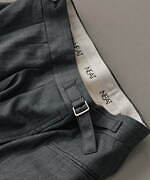 ニート"サイドアジャスター仕様”のウィメンズワイドパンツ、モア サロン エ ロぺ 大阪高島屋限定で｜写真12