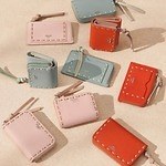 人気ブランドレディース財布【2025年春】使いやすい三つ折り＆二つ折り、大人かわいい長財布など｜写真15