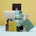 人気ブランドレディース財布【2025年春】使いやすい三つ折り＆二つ折り、大人かわいい長財布など｜写真1