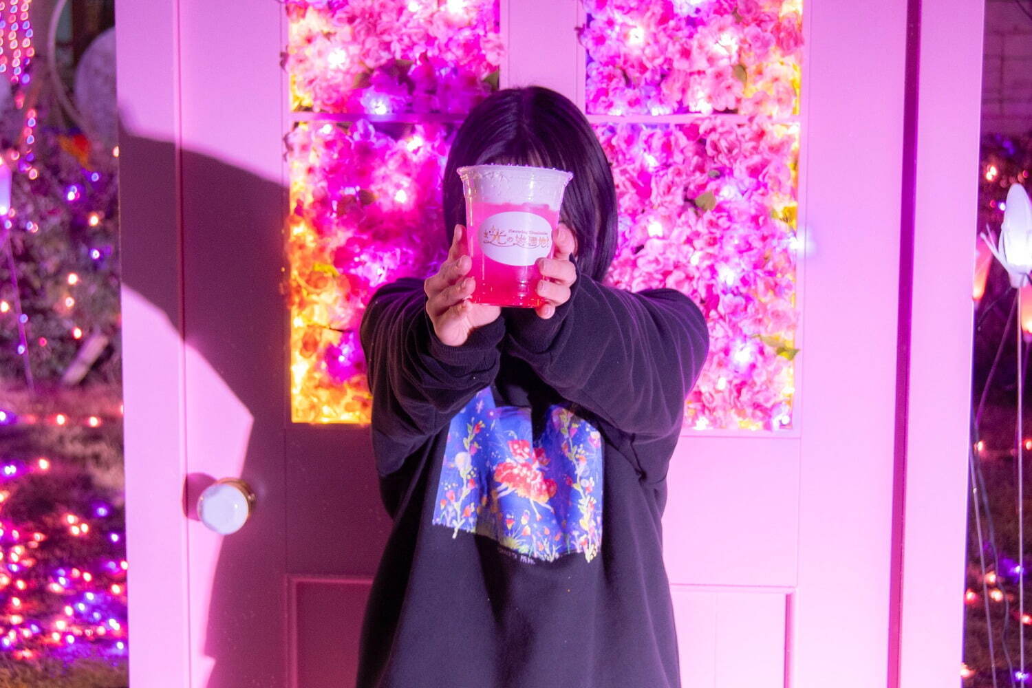 大阪ひらかたパークのイルミネーション「光の遊園地」が桜色に！ピンクに輝くツリー＆夜桜ライトアップ｜写真8