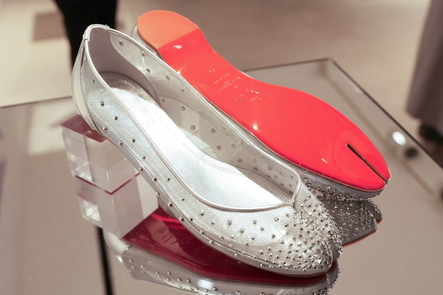 メゾン マルジェラ(Maison Margiela), クリスチャン ルブタン(Christian Louboutin) タビ｜写真50