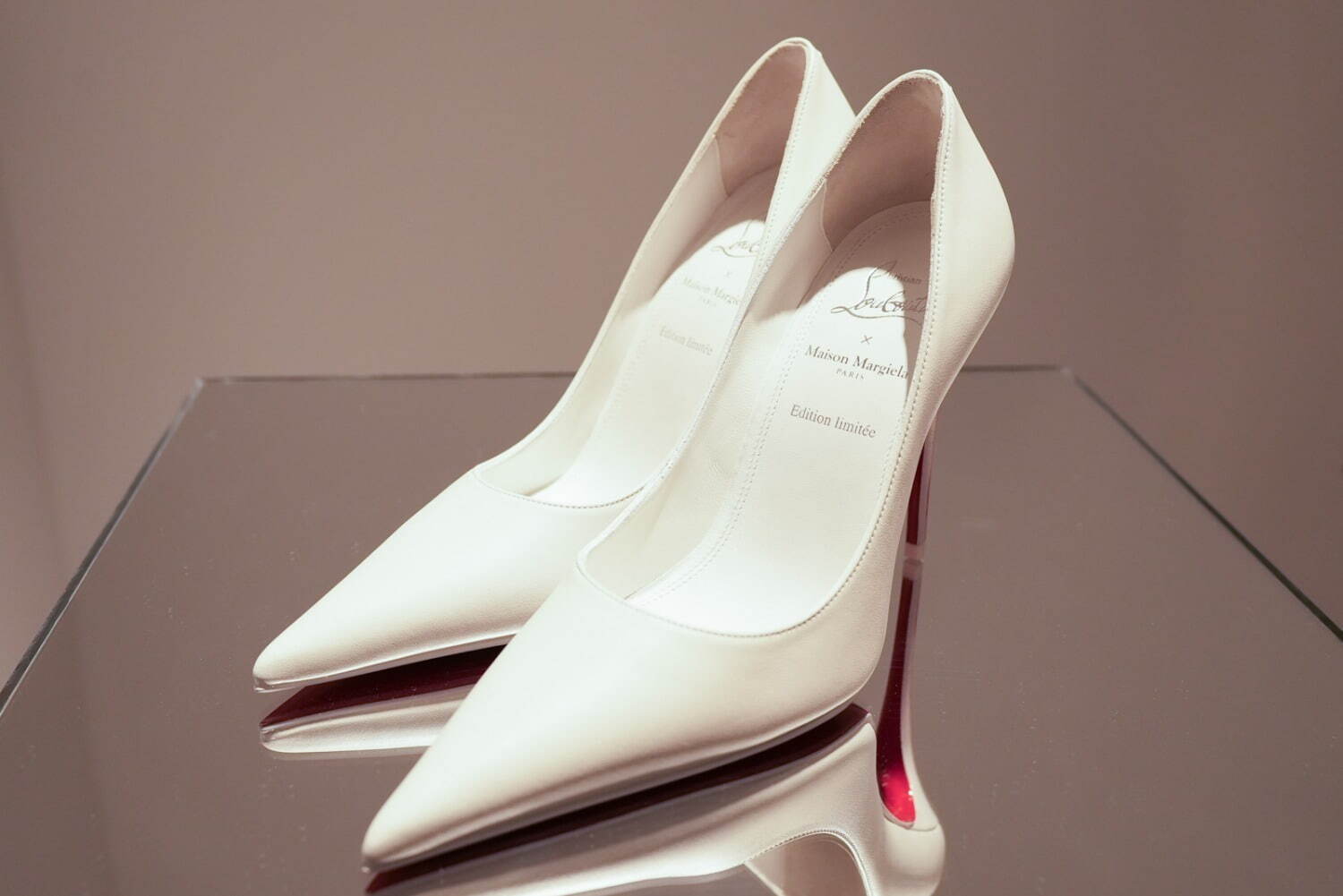 メゾン マルジェラ(Maison Margiela), クリスチャン ルブタン(Christian Louboutin) タビ｜写真43