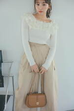 スナイデル25年春ウェア、“キラキラ”花柄シフォンのワンピースやマリン風のニットセットアップ｜写真25