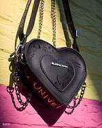 ドクターマーチン(Dr. Martens) BT21｜写真1