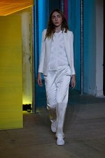 ザディグ エ ヴォルテール　2015年春夏コレクション - リラックスムードに、ロックテイストを取り入れて｜写真25