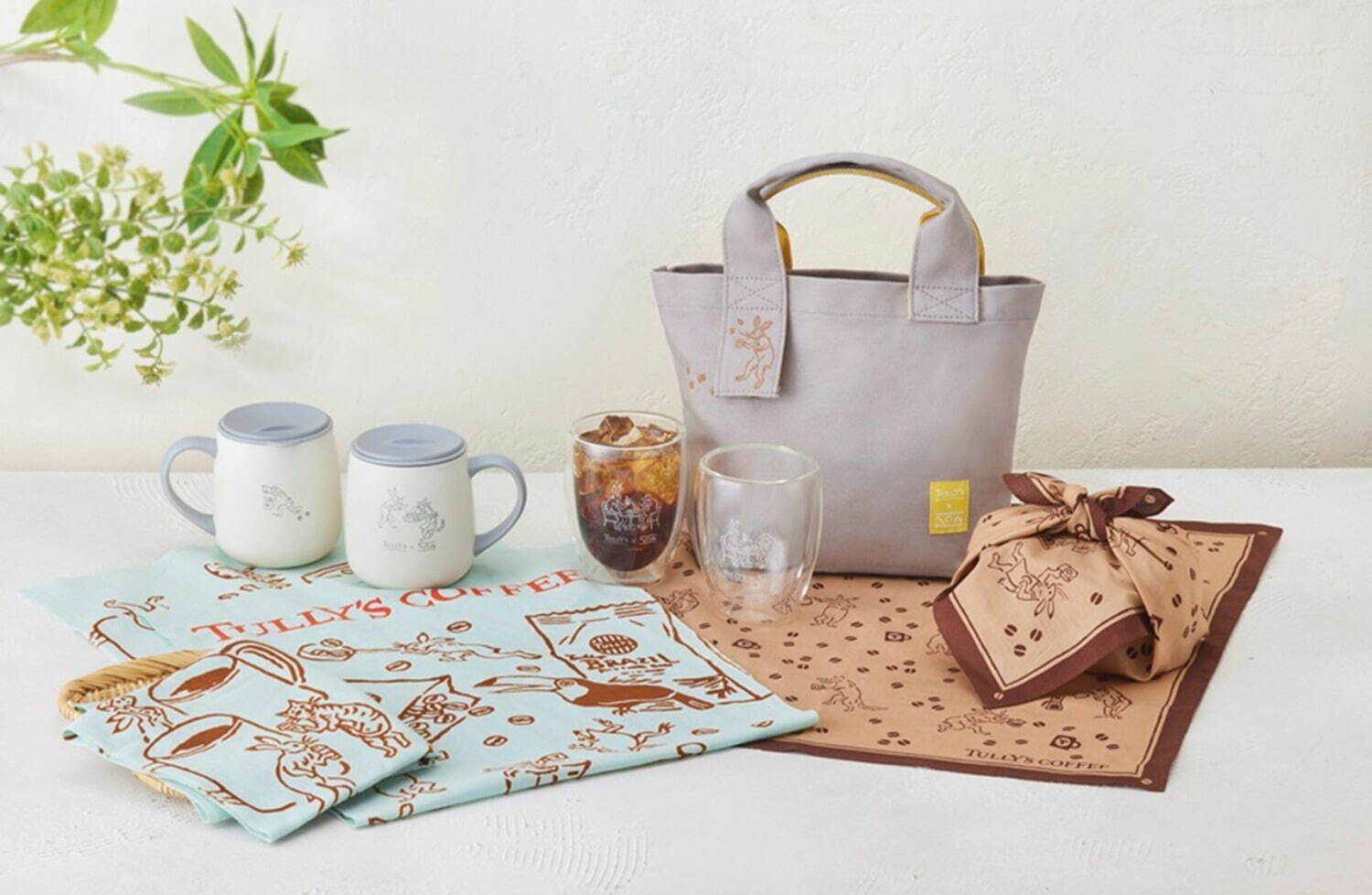 タリーズコーヒー(TULLY'S COFFEE) 鳥獣戯画｜写真1