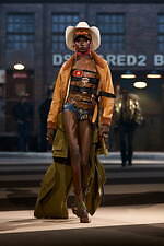 ディースクエアード 25年秋冬コレクション - 多彩なデニムスタイルと大胆なシルエット｜写真10