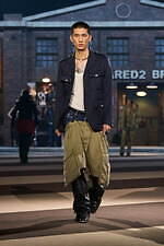 ディースクエアード 25年秋冬コレクション - 多彩なデニムスタイルと大胆なシルエット｜写真30