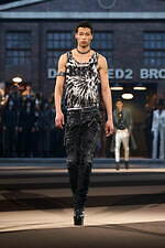 ディースクエアード 25年秋冬コレクション - 多彩なデニムスタイルと大胆なシルエット｜写真56