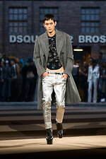 ディースクエアード 25年秋冬コレクション - 多彩なデニムスタイルと大胆なシルエット｜写真57