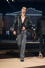 ディースクエアード 25年秋冬コレクション - 多彩なデニムスタイルと大胆なシルエット｜写真59