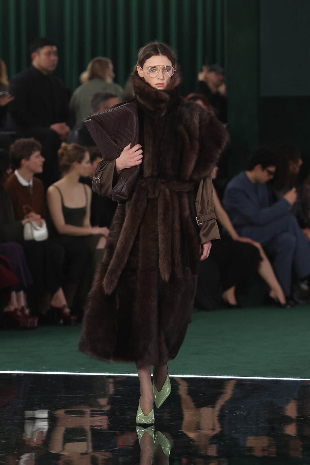 グッチ(GUCCI) 2025-26年秋冬ウィメンズ&メンズコレクション  - 写真14