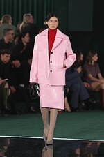 グッチ2025-26年秋冬コレクション - メゾンの時代を巡る旅｜写真12