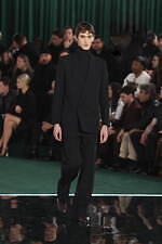 グッチ2025-26年秋冬コレクション - メゾンの時代を巡る旅｜写真60