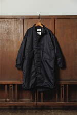 ハイク”米軍M-65”着想のビオトープ限定ミリタリーコート、モノトーンやオリーブの撥水ナイロンで｜写真17