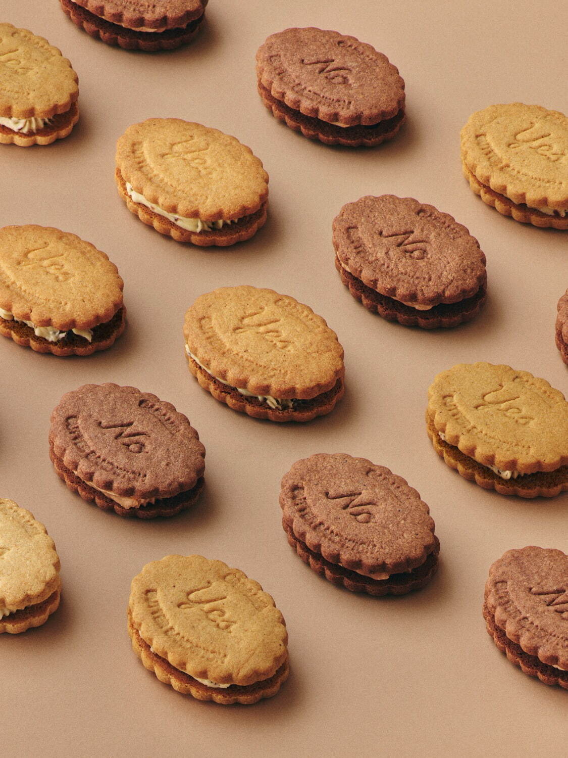 洋菓子店「ノー・レーズン・サンドイッチ」JR東京駅にオープン、新作キャラメル入りバターサンドイッチも｜写真5