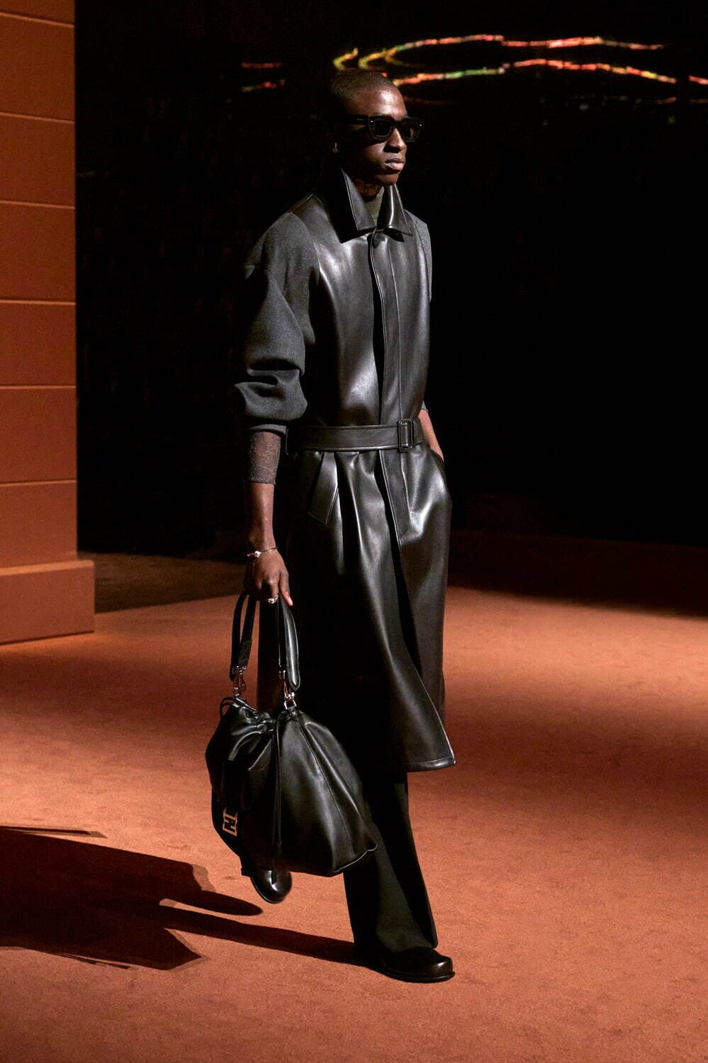 フェンディ(FENDI) 2025-26年秋冬ウィメンズ&メンズコレクション  - 写真16