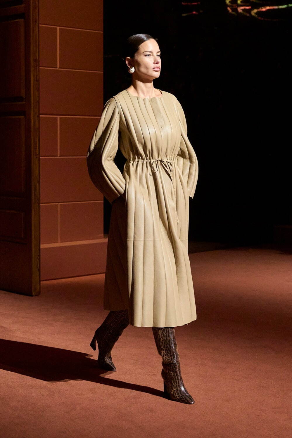 フェンディ(FENDI) 2025-26年秋冬ウィメンズ&メンズコレクション  - 写真20