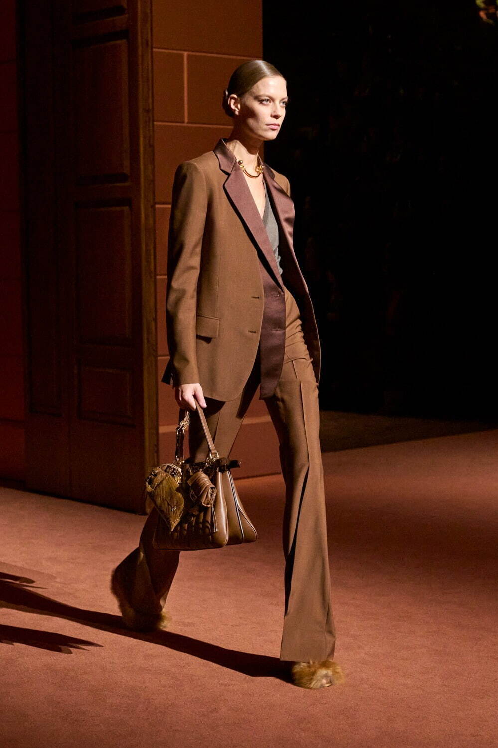 フェンディ(FENDI) 2025-26年秋冬ウィメンズ&メンズコレクション  - 写真42