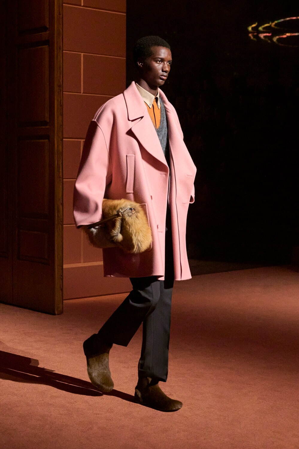 フェンディ(FENDI) 2025-26年秋冬ウィメンズ&メンズコレクション  - 写真73