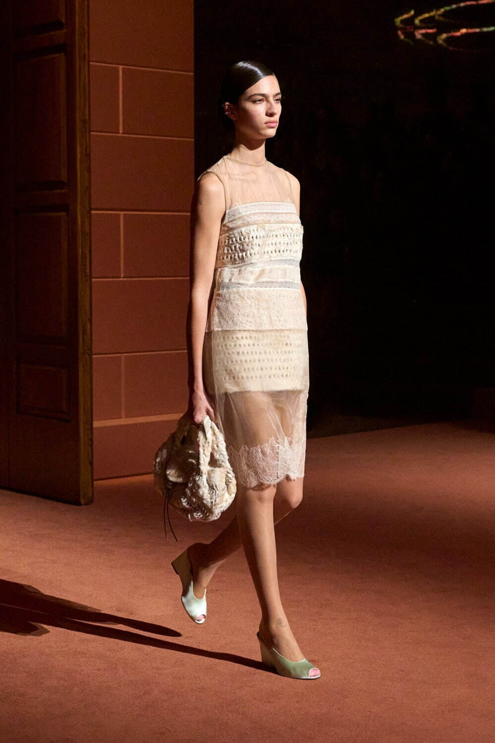 フェンディ(FENDI) 2025-26年秋冬ウィメンズ&メンズコレクション  - 写真82