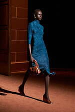 フェンディ 25-26年秋冬 コレクション - 100年の歴史と記憶を巡って｜写真7