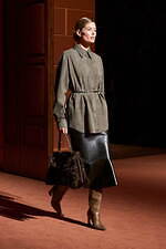 フェンディ 25-26年秋冬 コレクション - 100年の歴史と記憶を巡って｜写真19