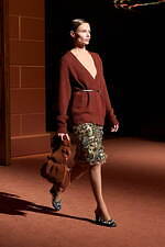 フェンディ 25-26年秋冬 コレクション - 100年の歴史と記憶を巡って｜写真27