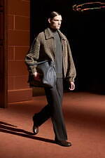 フェンディ 25-26年秋冬 コレクション - 100年の歴史と記憶を巡って｜写真38