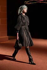 フェンディ 25-26年秋冬 コレクション - 100年の歴史と記憶を巡って｜写真40