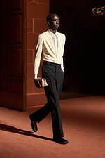 フェンディ 25-26年秋冬 コレクション - 100年の歴史と記憶を巡って｜写真83