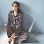 ワコール 睡眠科学×ミントデザインズ、“シックな星柄”やストライプのくつろぎパジャマ｜写真1