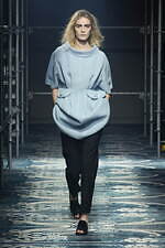 プラダ(PRADA) 女性らしさ｜写真6