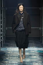 プラダ(PRADA) 女性らしさ｜写真50