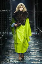 プラダ(PRADA) 女性らしさ｜写真42